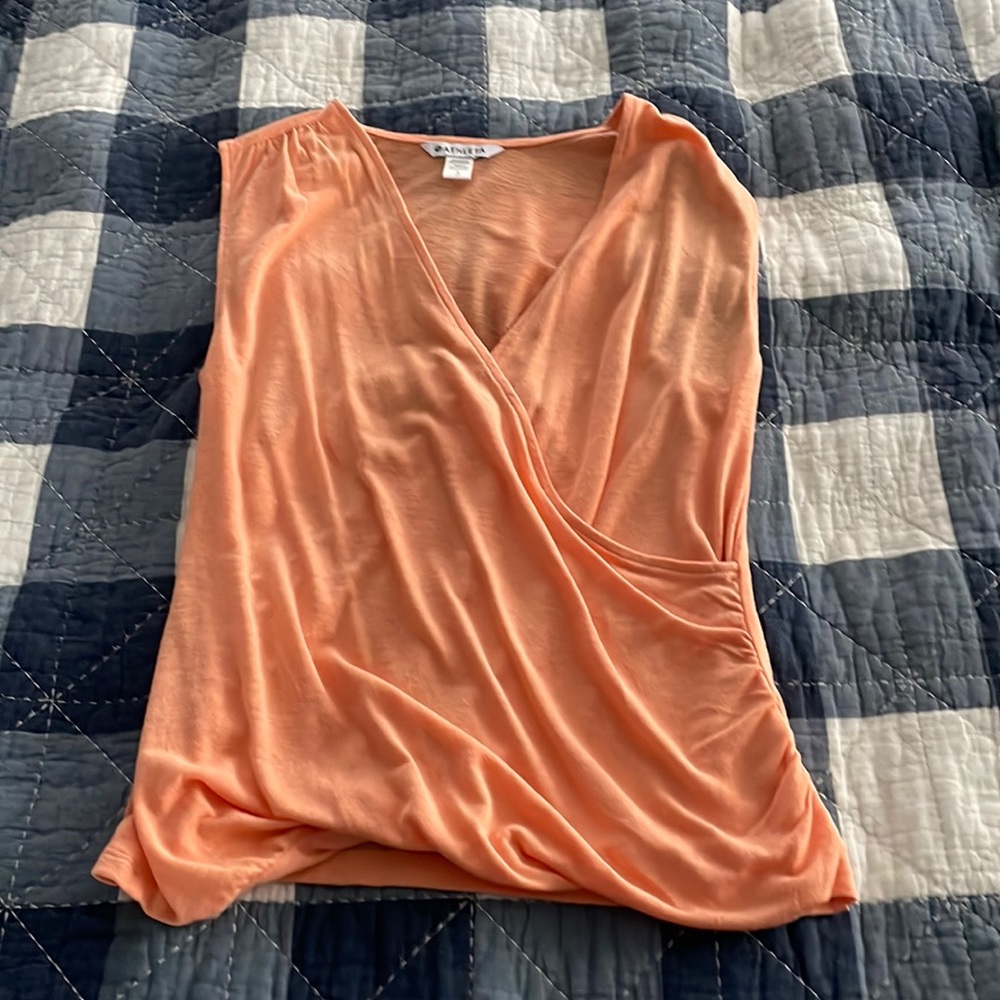 Athlete size small sleeveless surplus top